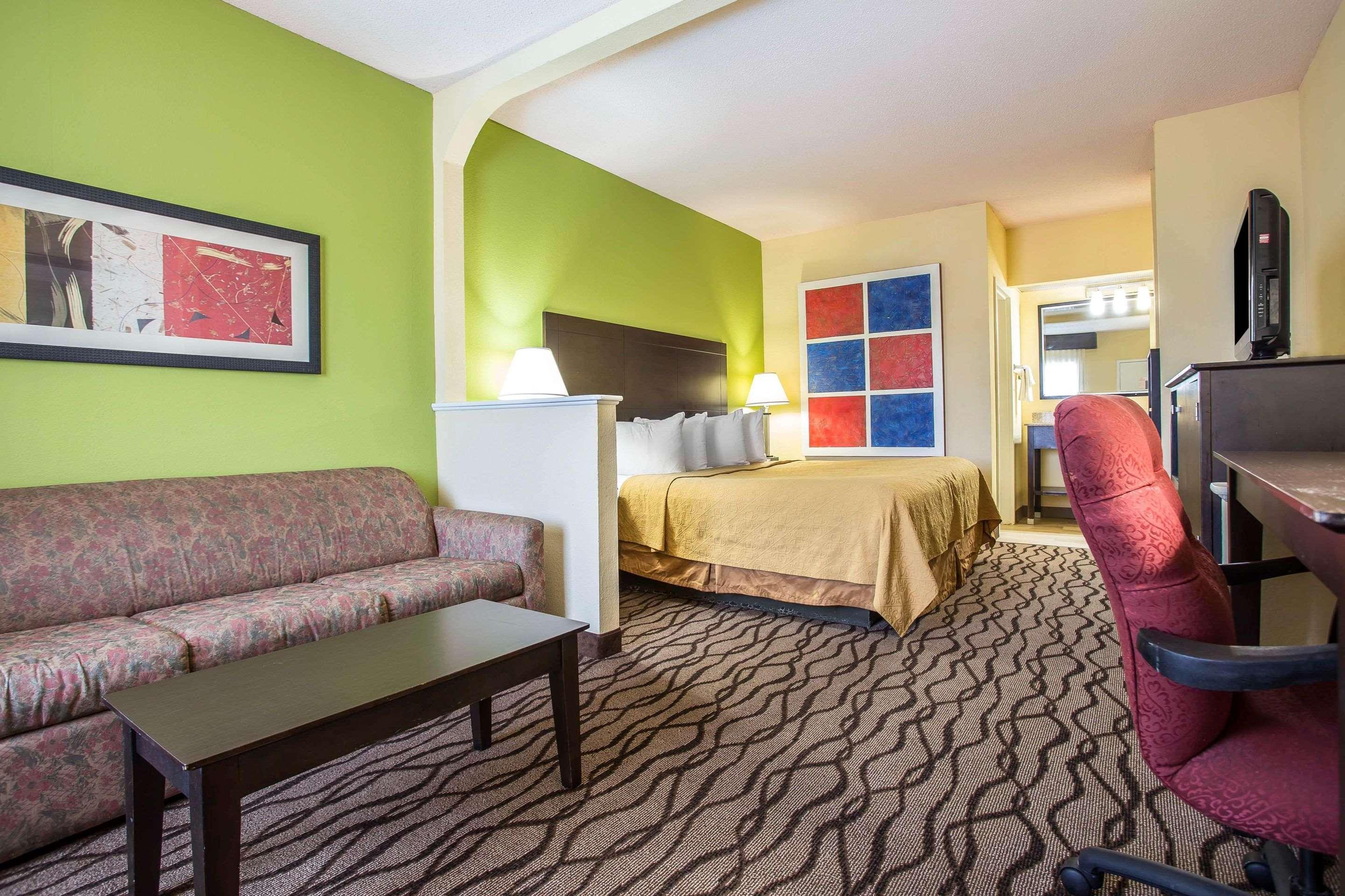 Quality Inn & Suites Aiken Exterior foto